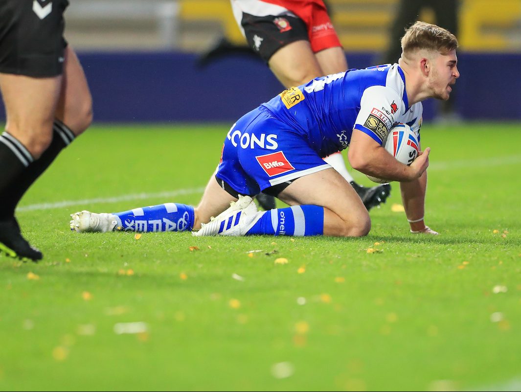 Leigh bring in four loan players from Super League clubs