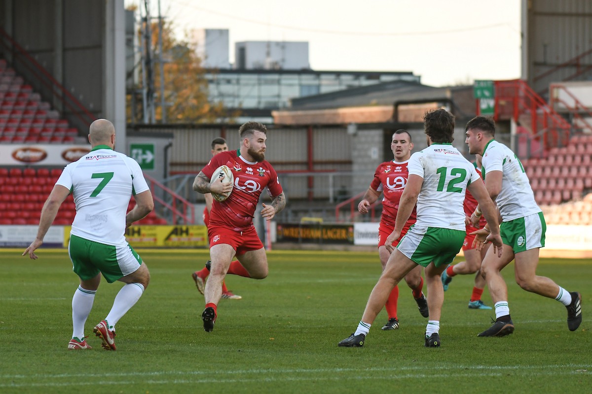 Ben Evans joins brother Rhys at Bradford