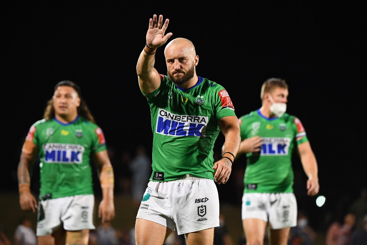 Brits Down Under: Burgess impressive, Farnworth shines again & trio help Canberra win