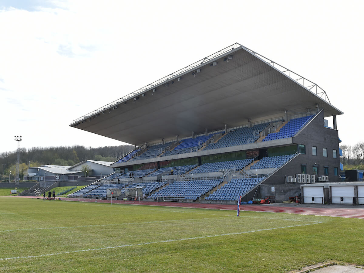 Hunslet add young Robins forward