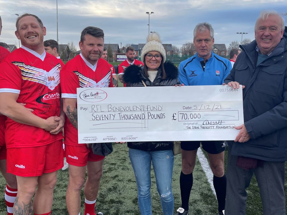Steve Prescott Foundation donation to Rugby League Benevolent Fund