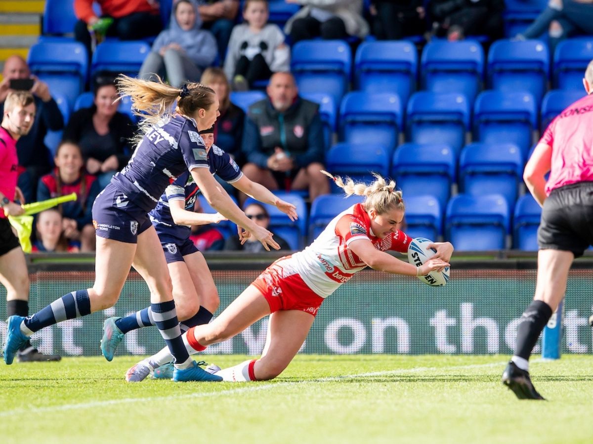 Paige Travis St Helens in Women's Challenge Cup final SWpix