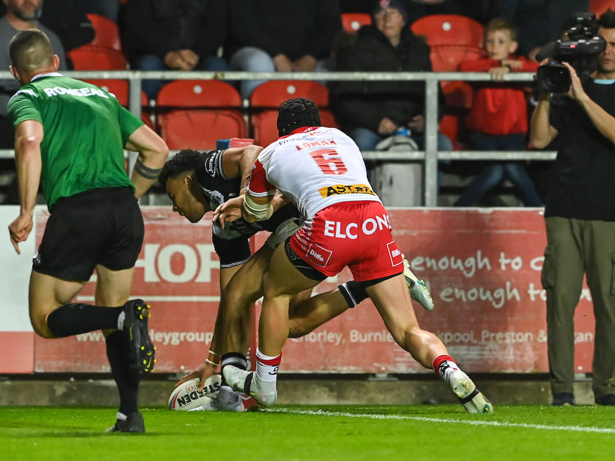 St Helens v Hull FC
