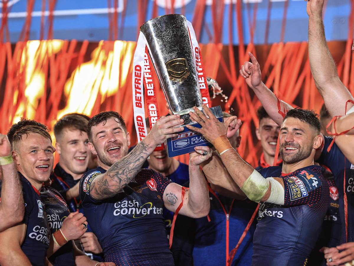 Mark Percival and Tommy Makinson Paul Wellens St Helens.jpg