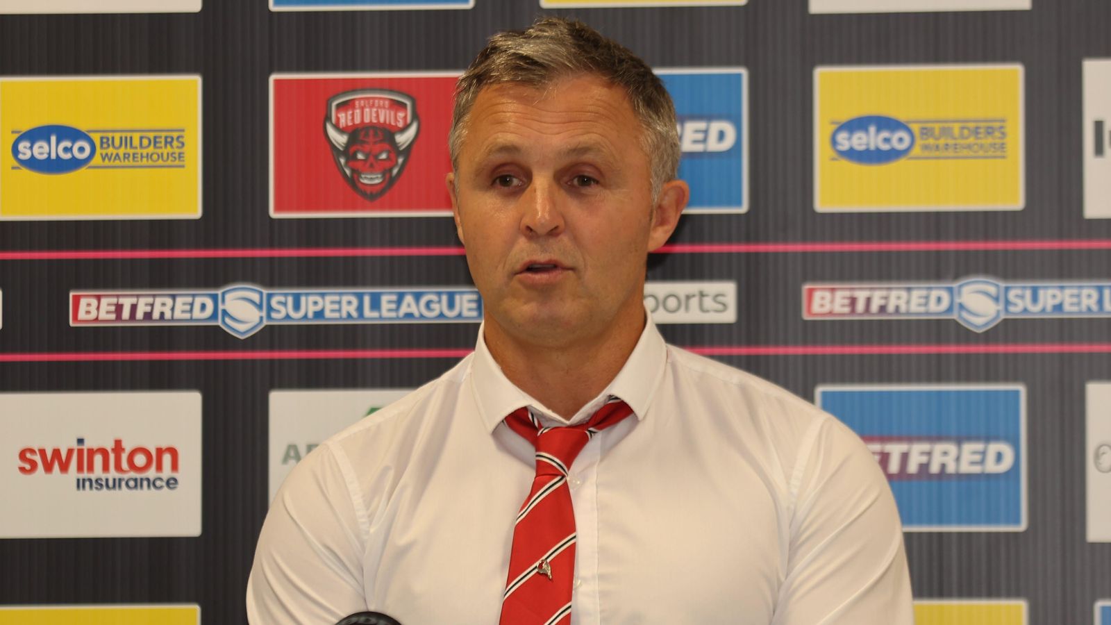 Salford Red Devils star praised as Paul Rowley finds positives in Leeds