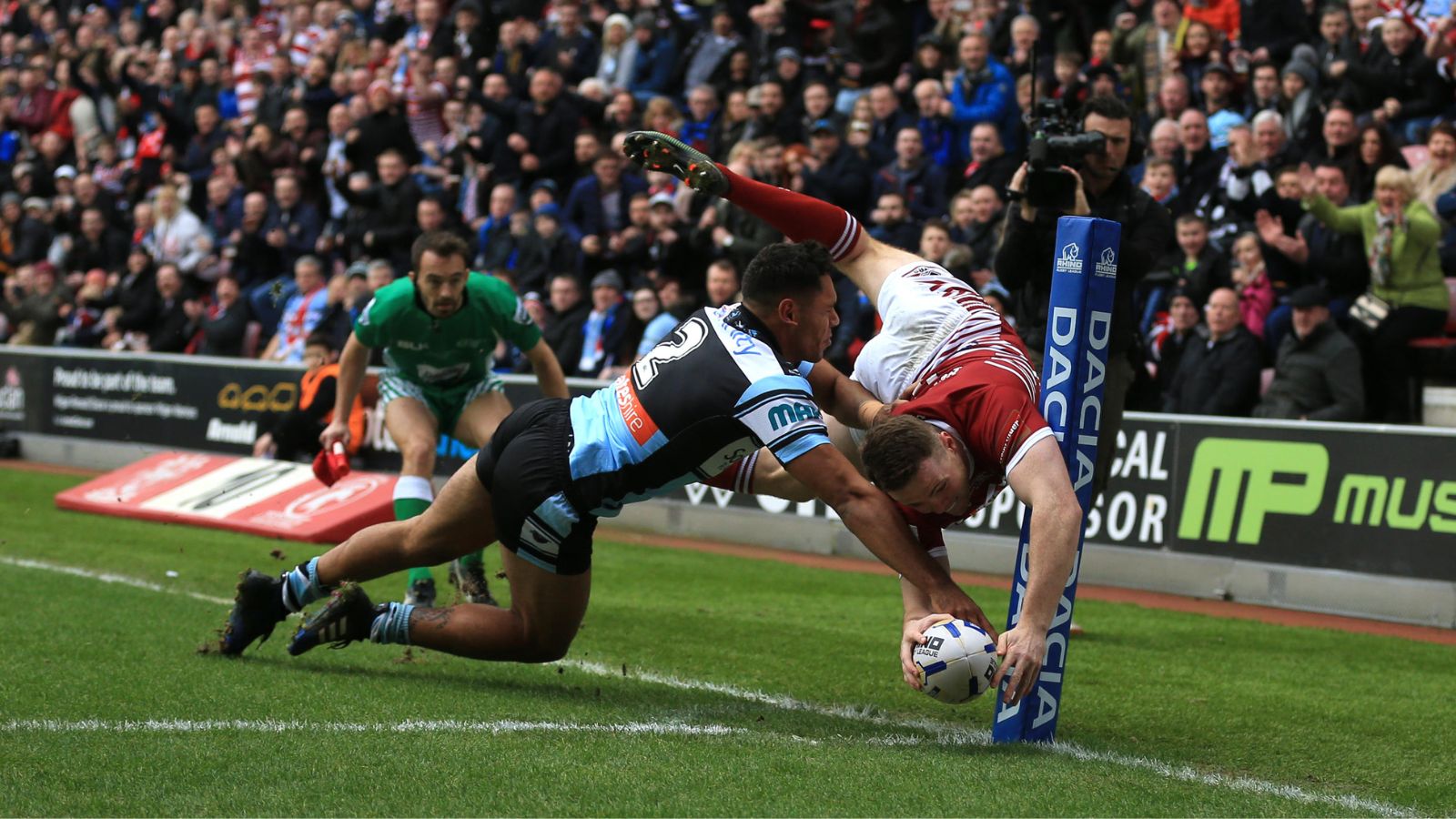 There have been five English teams who have represented Super League in the World Club Challenge since its unofficial beginning in 1976.