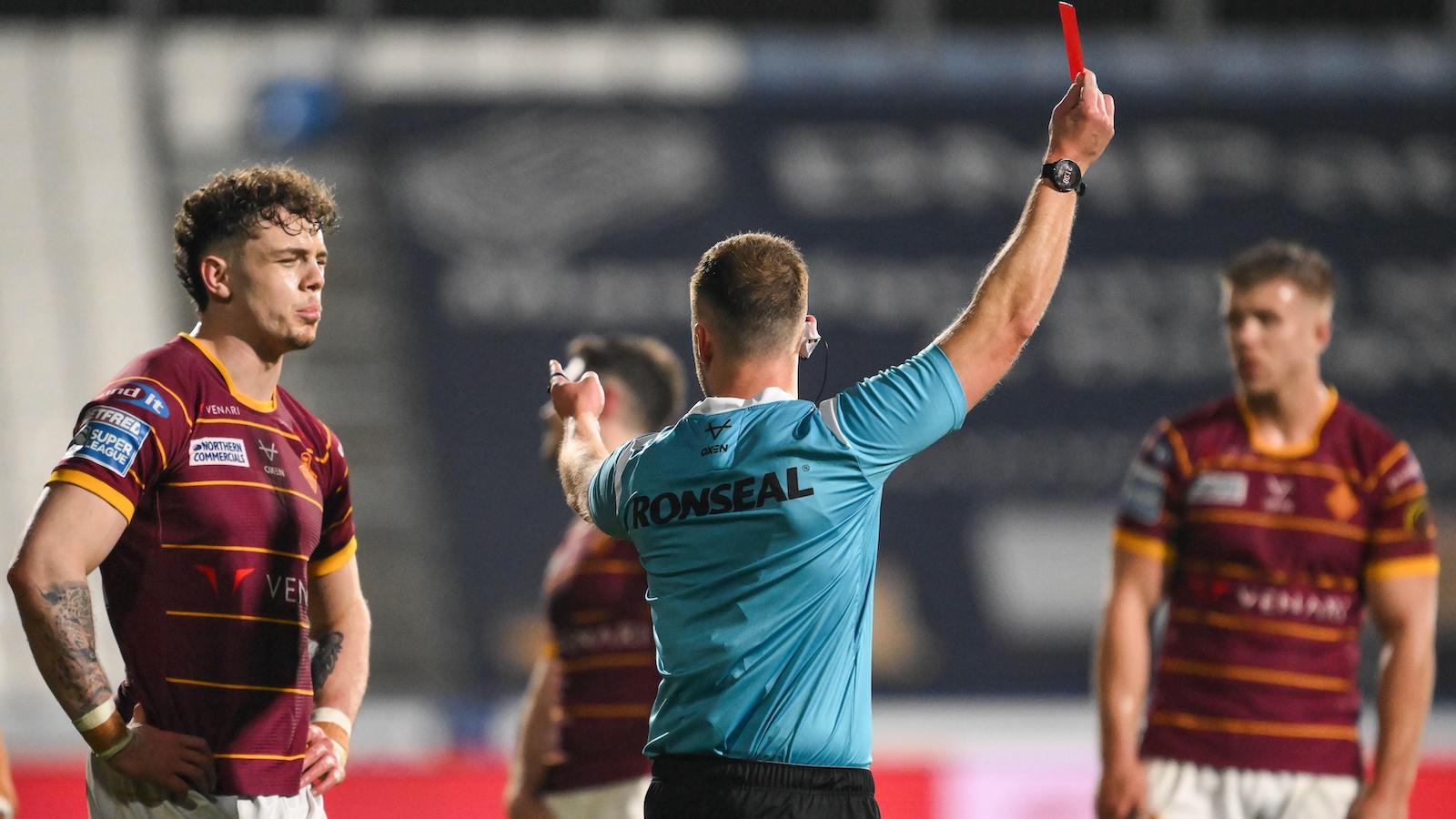 Elliot Wallis red card