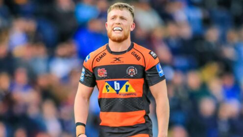 Veteran ex-Castleford playmaker makes cross-Championship switch ahead of 2026