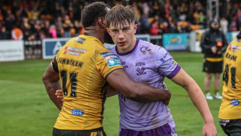 Warrington Wolves fend off NRL interest as teenage starlet pens long-term deal