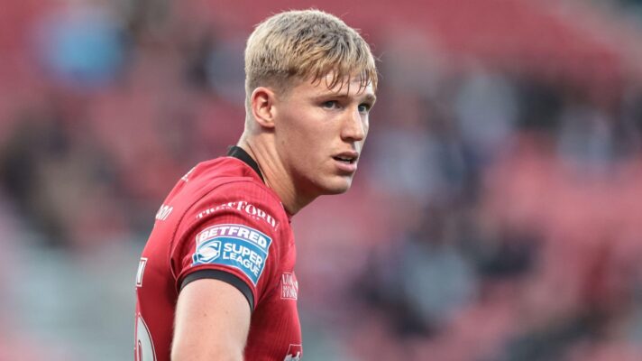 Toby Warren in action for Salford Red Devils in 2025