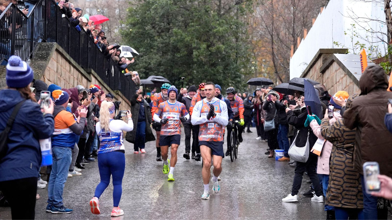 Kevin Sinfield and his team are greeted by a huge crowd in Sheffield during day four of their '7 in 7: Together' challenge in 2025