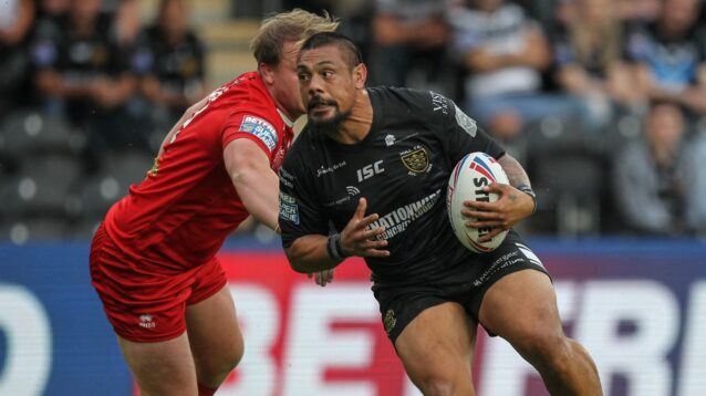 Sika Manu in action for Hull FC in 2019