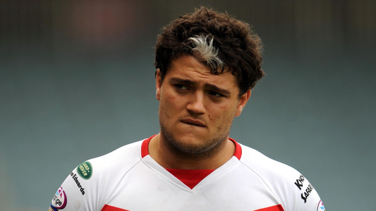 Sam Thompson in action for St Helens in 2008