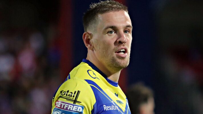 Matt Dufty in action for Warrington Wolves in 2025