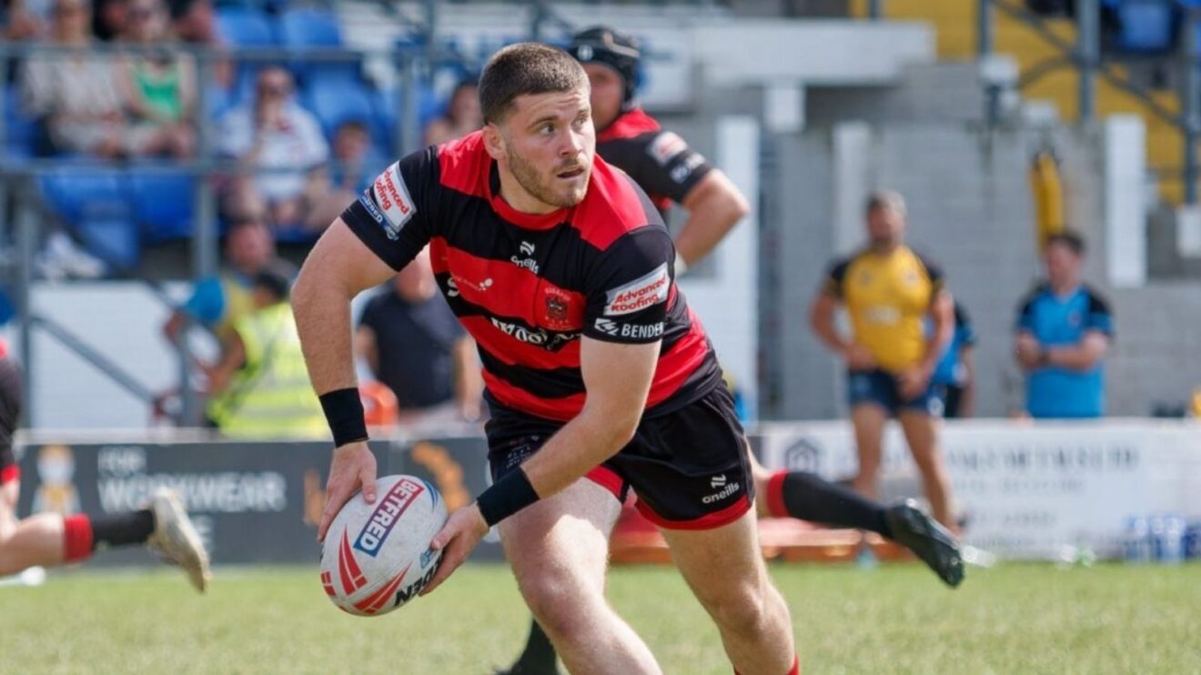 Aiden Doolan in action for Barrow Raiders in 2025