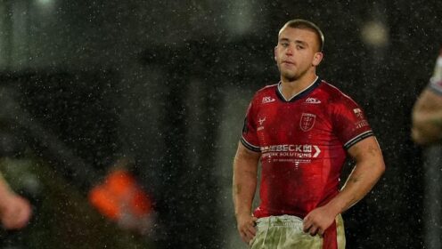 Mikey Lewis’ 21-word message after costly sin bin in surprise Hull KR loss