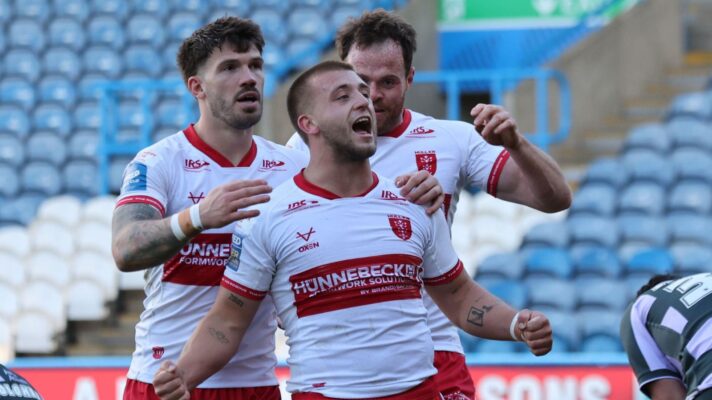 Hull KR players celebrating a try v Huddersfield Giants