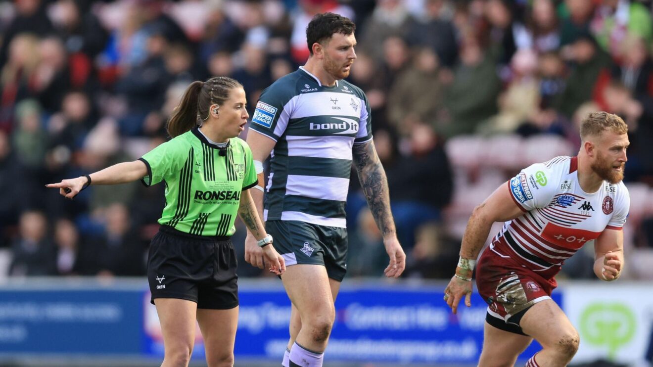 Tara Jones officiates during Wigan Warriors v Huddersfield Giants in March 2025