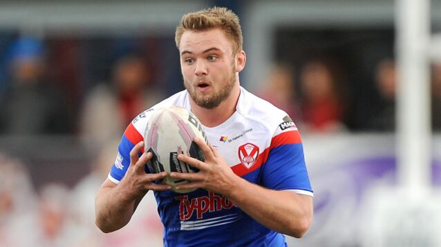 Anthony Walker in action for St Helens in 2014