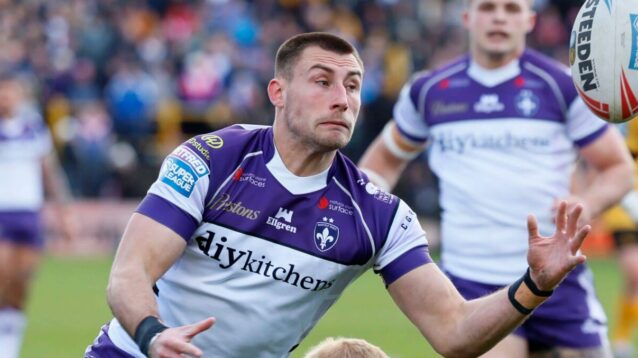 Oli Pratt in action for Wakefield Trinity in 2026.