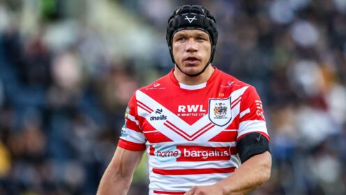 St Helens star Jonny Lomax hospitalised as grim injury suffered in brutal Warrington clash