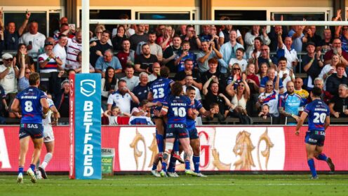 Super League attendances: Wakefield and Wigan big winners as Huddersfield record new high