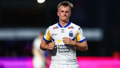 Leeds Rhinos man played through pain in Wakefield win with horrific injury as season over