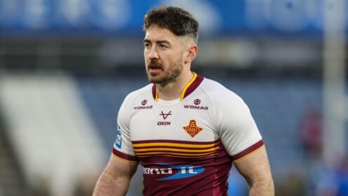 Huddersfield coach addresses Adam Clune contract situation as decision looms