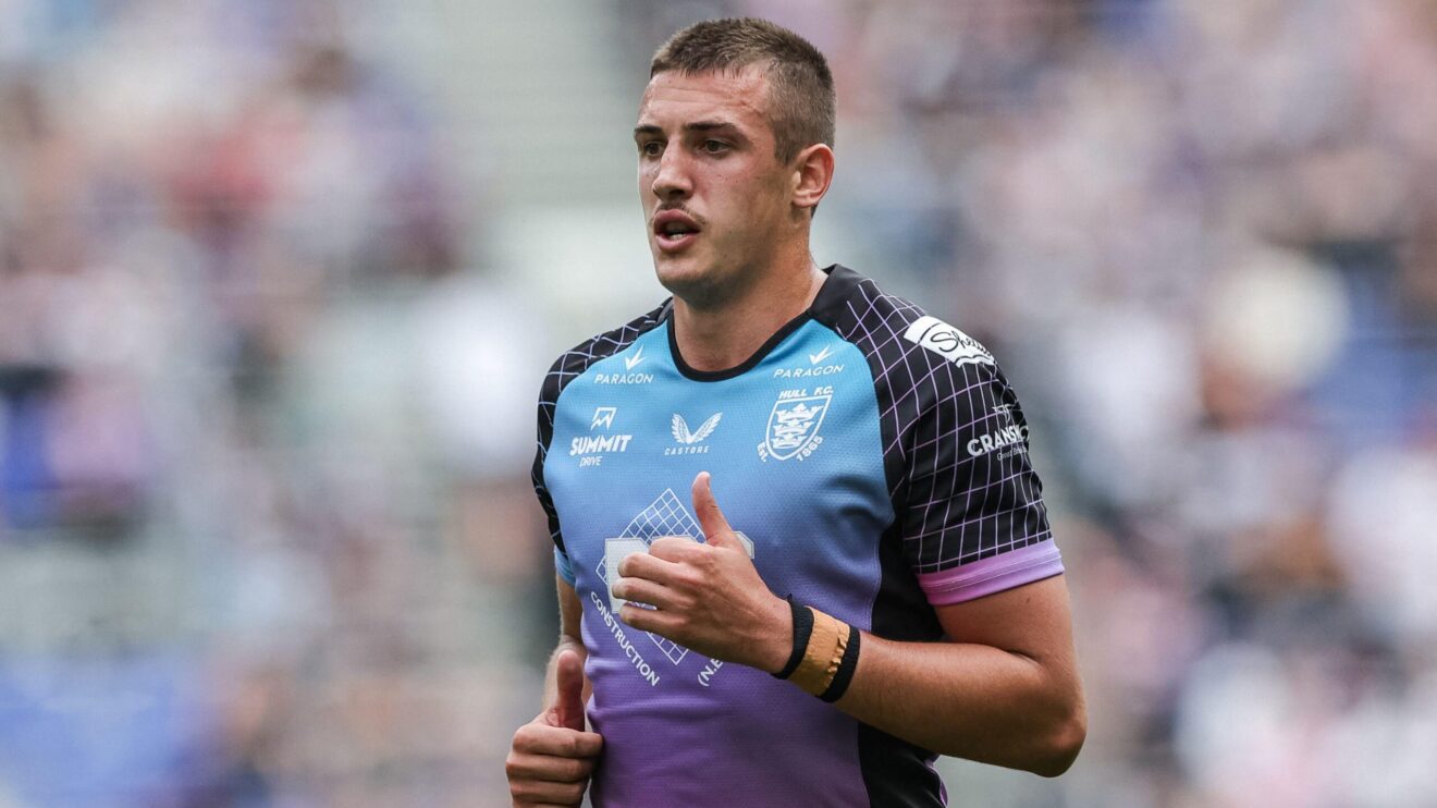 Jake Arthur is close to signing for Huddersfield Giants.