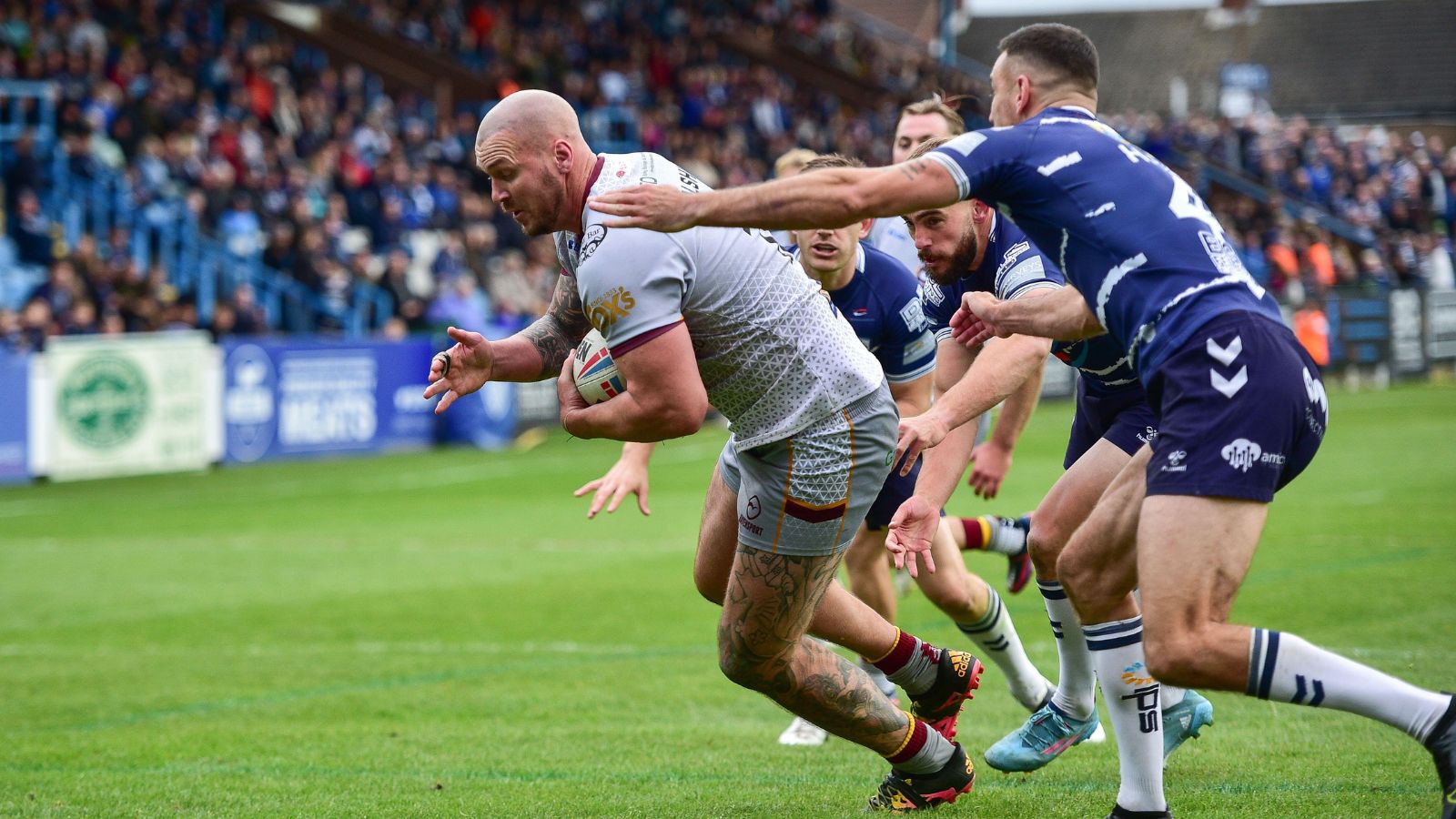 Former Wakefield and Bradford Ace Among Batley Duo Hanging up Boots