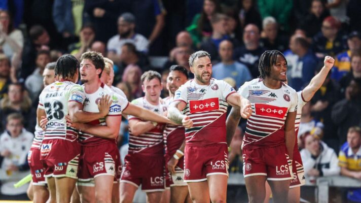 Wigan Warriors celebrate a try in their victory at Leeds Rhinos in Round 26 of the 2026 Super League season
