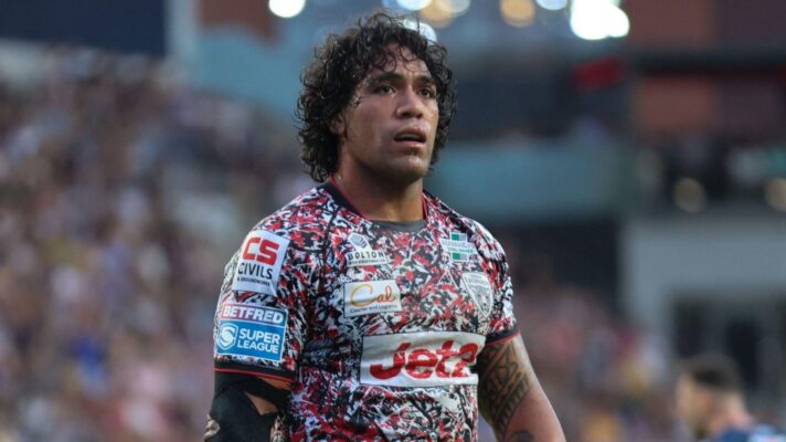 Joe Ofahengaue in action for Leigh Leopards in 2026