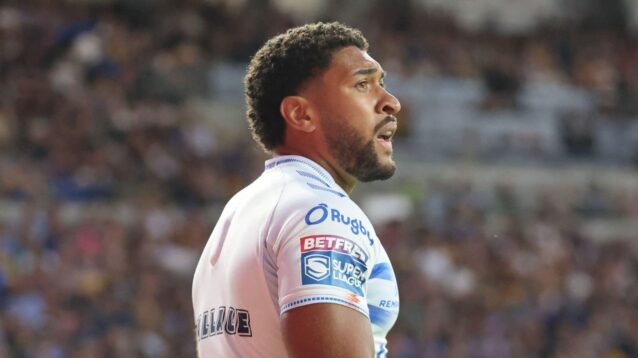 Championship Transfer Tracker: Halifax land Super League forward