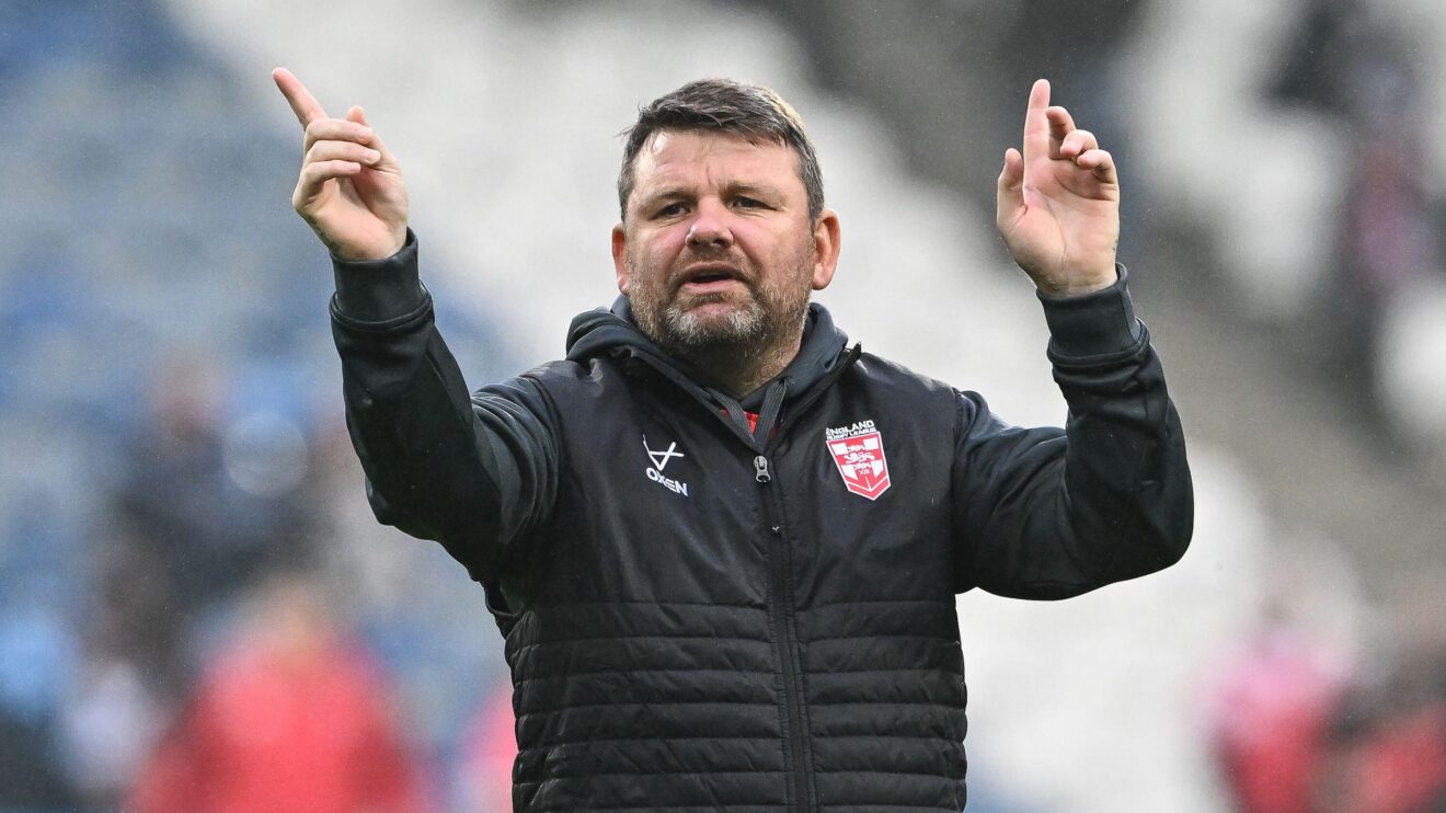 Lee Briers is returning to the NRL.